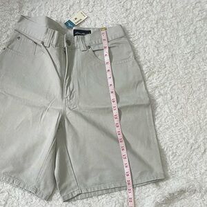 Eddie Bauer Classic Cream Trousers short for men